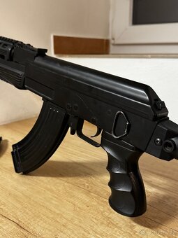 Airsoftová zbraň AK-47 - 5
