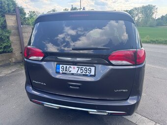 Chrysler Pacifica 3,6 DVD LIMITED ADAPT 8 míst 2017 - 5