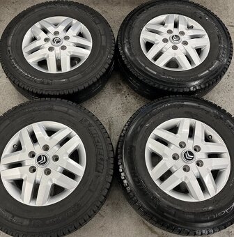 Alu 6x16 5x130 ET68 pneu 215/75/16C - 5