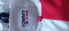 Lehoučká bunda Tommy Jeans. - 5