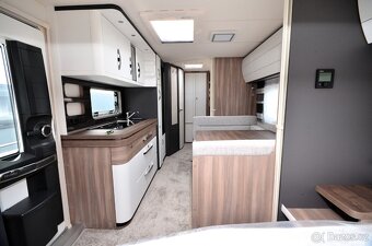 Karavan Hobby Excellent Edition 545 KMF - 5