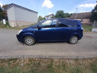 TOYOTA COROLLA VERSO 2.2 ,100KW,STK 10/2026 - 5