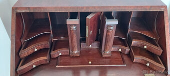 psací stůl, cena 10000,-Kč - 5