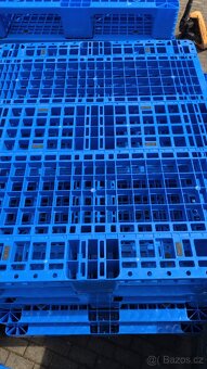 Palety plastové - 5