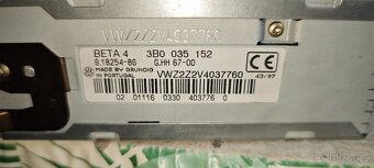 Originální autorádio VW BETA 4  zelený - 5