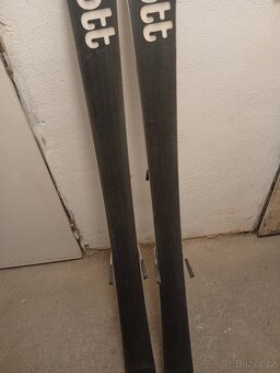 Juniorské freestyle lyže - 5