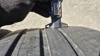 Letní pneu 245/35/20 Michelin - 5