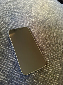 iPhone 12 Pro - 128 GB - 5