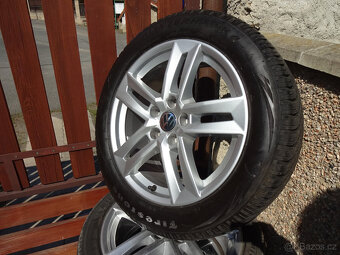 Superb III, Passat B8 - zánovní zimní alu kola 17" 5x112 - 5