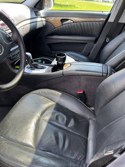 W211 Mercedes - 5