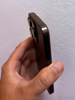 Prodám iPhone 15 Pro Black Titanium 128GB - 5