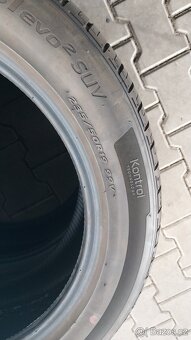Prodám 2 x letní pneu Hankook 235/50/19 - 5