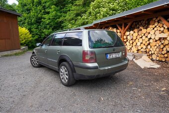 Volkswagen Passat Variant 1.9 TDI 96kw 4Motion - 5