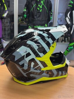 karbon carbonová přilba LS2 MX703 C X-force barrier - 5