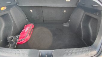 C-HR 1.2 1, majitelka, servis TOYOTA.. - 5