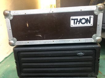 2x Crown XTi 4002 - 5