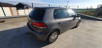 VOLKSWAGEN GOLF VI 1.6MPI 75 KW KLIMA NOVÁ STK - 5