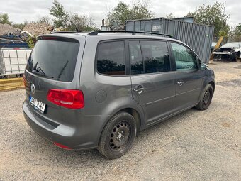 Touran 1T3 1.6 TDI 77kW - díly z vozu - 5