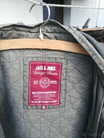 Podzim-zima bunda značky Jack and Jones vel. XL - 5