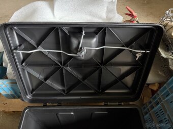 Plastová bedna na nářadí - 5