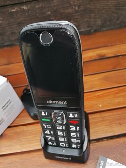 Seniorský SOS telefon Sencor - 5