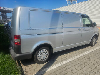 VW Transporter T5.1 L2H1 149 t.km 103 kW ČR - 5