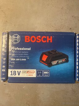 Bosch baterie + nabíječka - 5