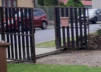 Vrata trojkřídlá REZERVACE DO SOBOTY 31.5.2025 - 5