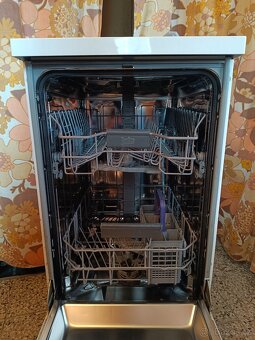 Myčka nádobí Beko ProsmartInverter - 5