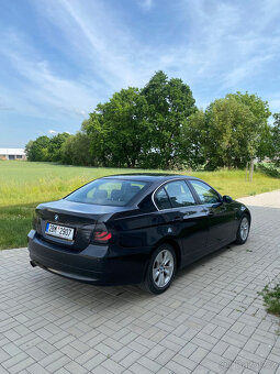 Bmw e90 325i - 5