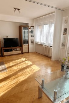 Světlý byt 2+1 v klidné části Mariánských Hor - Ostrava, ul. - 5