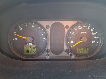 Ford Fiesta 2003 - 5
