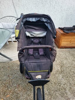 Sportovní kočárek značky TFK - 5