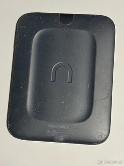 Čtečka knih Barnes & Noble Nook Simple Touch 2GB - 5