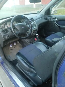 Ford Focus ST170 - 5