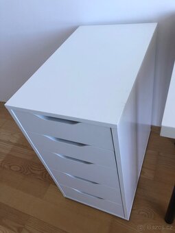 Stůl LAGKAPTEN / ALEX - 5