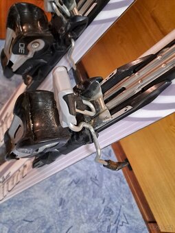 Lyže ATOMIC pro rekreační i pokročilejší lyžaře. - 5
