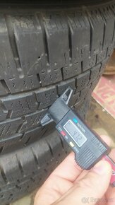 Zimní pneu 215/65R15C Bridgestone , Goodyear - 5