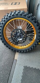 Kawasaki KXF 450 - 5