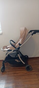 Prodám cestovní/sportovní kočárek - 5