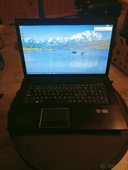 Lenovo G770 17.3" 2,5Ghz - 5