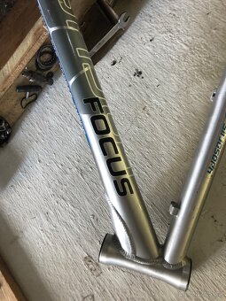 Rám FOCUS NORTHERN LITE (L) + kliky SHIMANO DEORE - 5