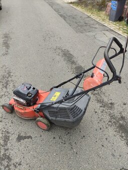 Sekačka na trávu s pojezdem - 5