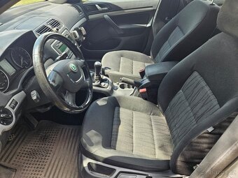 Škoda Octavia 1,9 TDi 77 kW Elegance ČR REZERVACE - 5