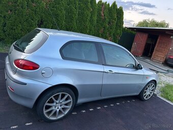 Alfa Romeo 147 1.9 JTD 85kW rok 2003 - 5