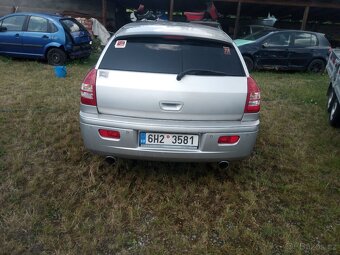 Prodám Chrysler 300C R.V.2007 3.0 nafta 160kw - 5
