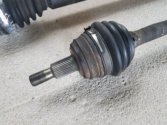 Poloosa levá, pravá Octavia 1,6 MPi 1J0407272BL,... - 5