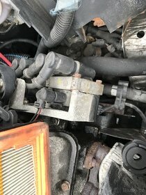 Fiat Punto AUTOMAT 2001 1,2i 44kW - dily z vozu - 5