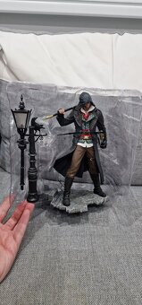 Assassin's Creed Syndicate Jacob Frye soška - 5