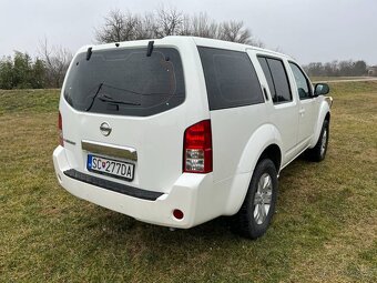 Nissan Pathfinder 2.5DDTi 4x4 - 5